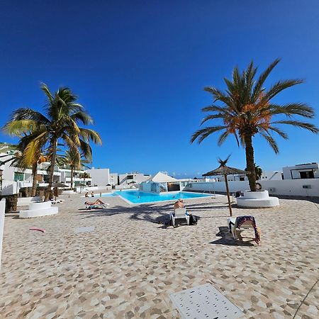 Azul Tuscan Playa Y Piscina Costa Teguise Esterno foto