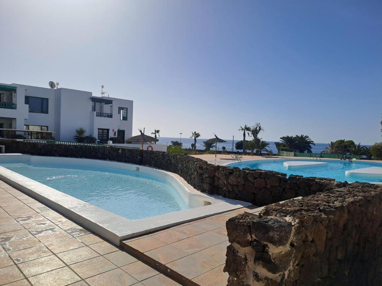 Azul Tuscan Playa Y Piscina Costa Teguise Esterno foto